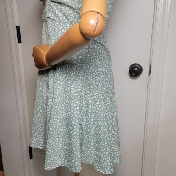 Princess Polly The Sting Mini Dress Sage Green Leopard Print Size 2 - Picture 7 of 12